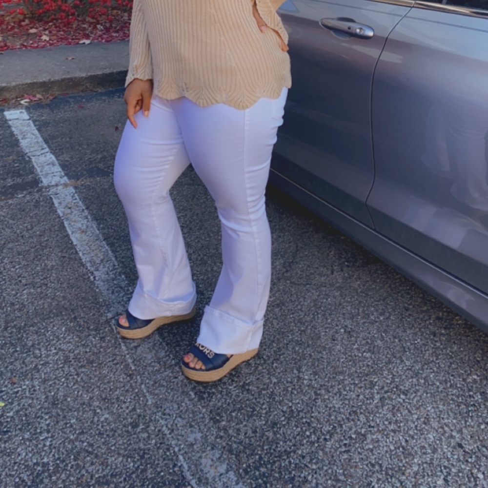 White flare out pants